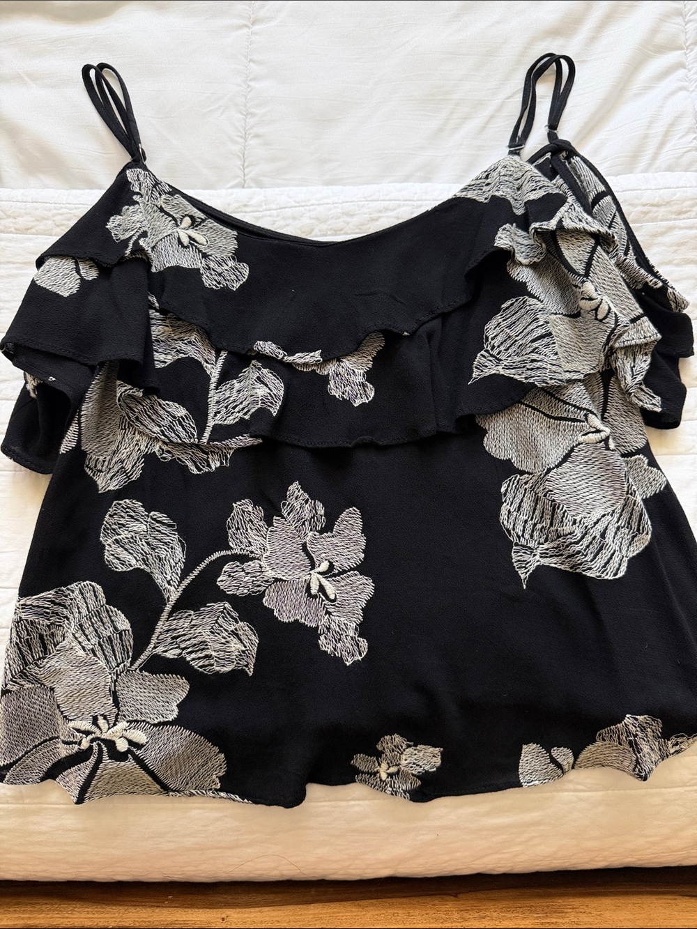 Willow & Clay Black Cold-Shoulder Floral Ruffle Camisole